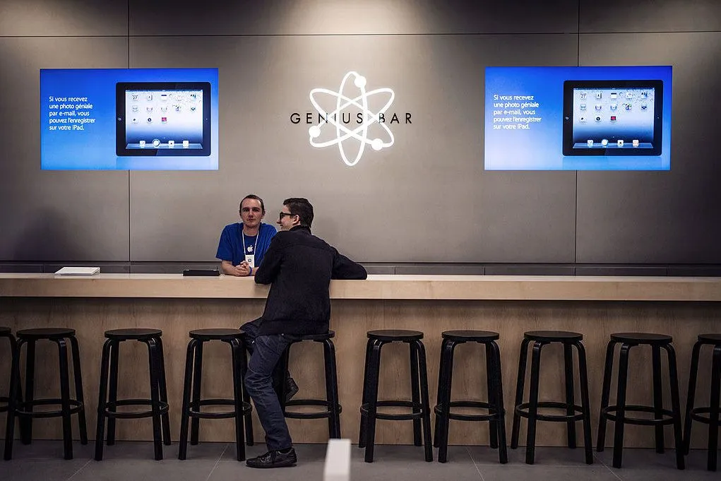 Apple's Genius Bar.